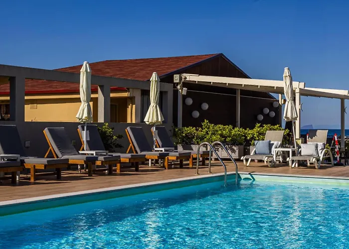 Hotel Akrothalassia Leptokaryá