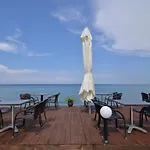 Hotel Akrothalassia Leptokaryá