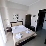 Hotel Akrothalassia 2*