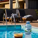 Hotel Akrothalassia 2*