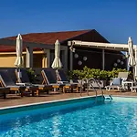 Hotel Akrothalassia Leptokaryá