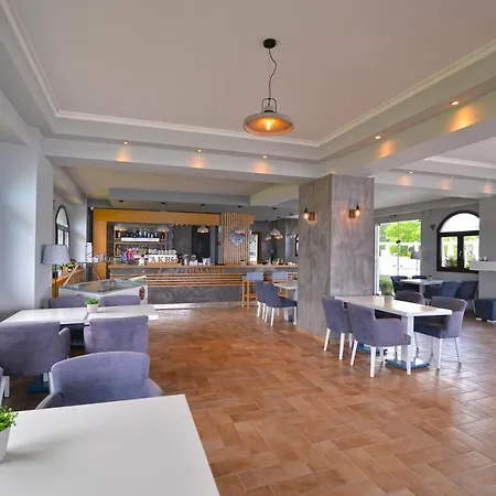 Akrothalassia 2* Лептокария