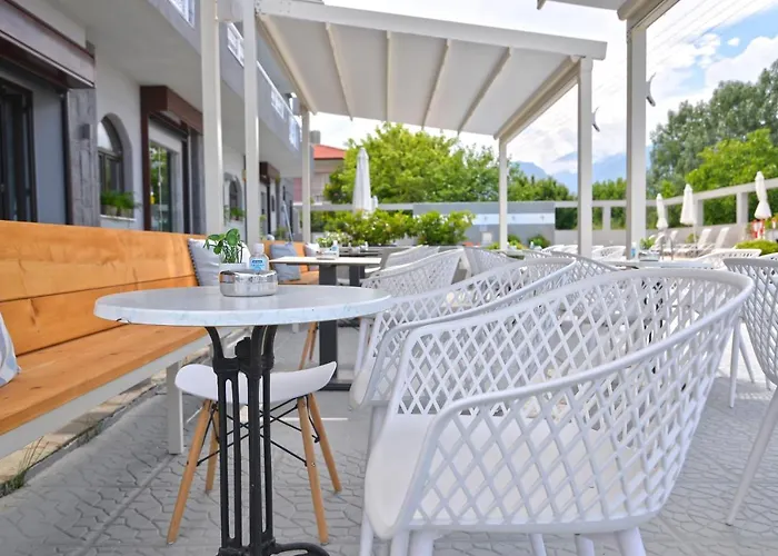 Szálloda Akrothalassia 2*